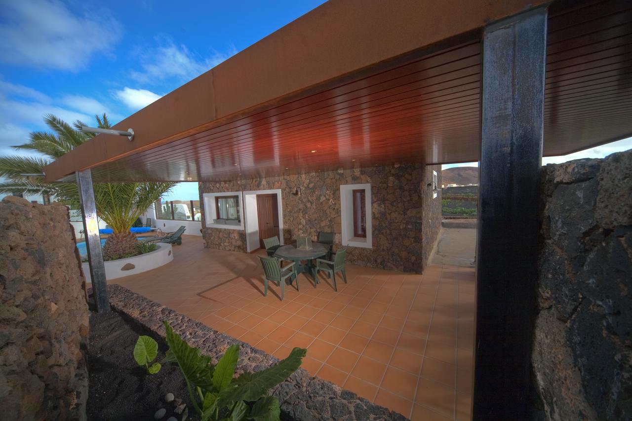 Villa Timanfaya Tinajo Exterior photo